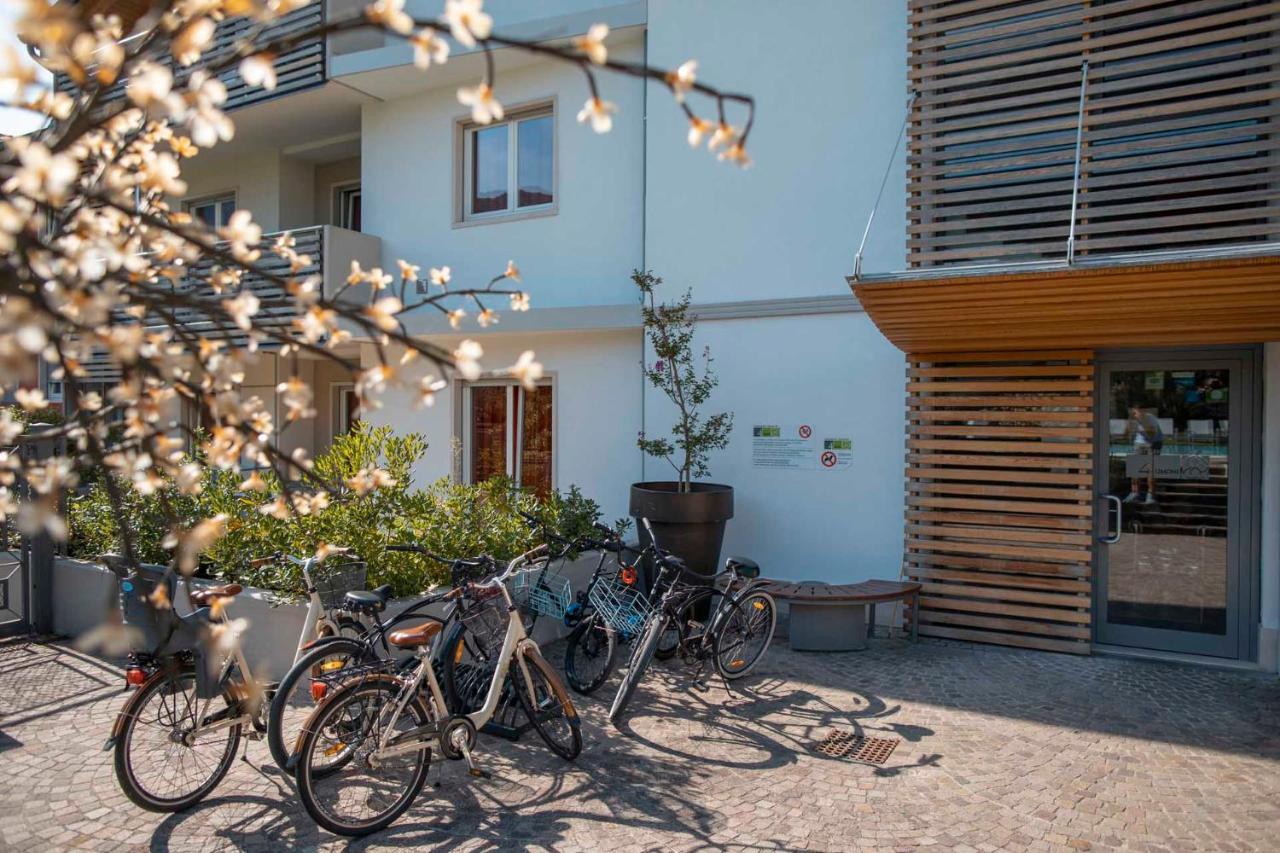4 Limoni Apartment Resort ริวาเดลการ์ดา ภายนอก รูปภาพ